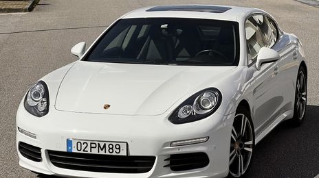 Porsche Panamera • 2015 • 122,078 km
