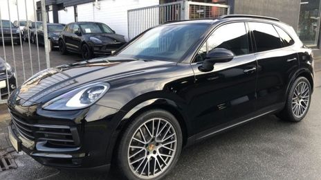 Porsche Cayenne • 2022 • 1,500 km