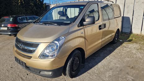 Hyundai H1 • 2008 • 40,000 km