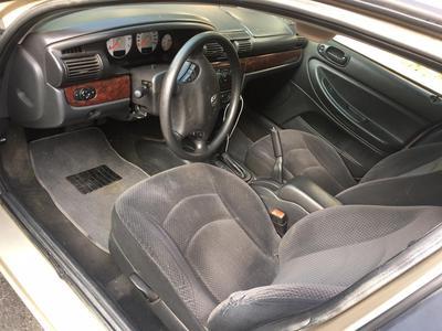 Chrysler Stratus • 2006 • 212,000 km