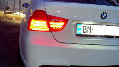 BMW 3 Series • 2008 • 200,000 km