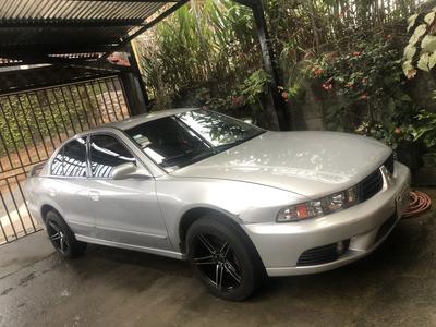 Mitsubishi Galant • 2002 • 214,900 km