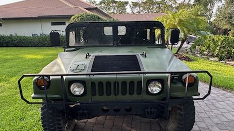 Am General Hummer • 1990 • 34,600 km
