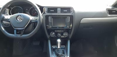 Volkswagen Jetta • 2016 • 57,000 km