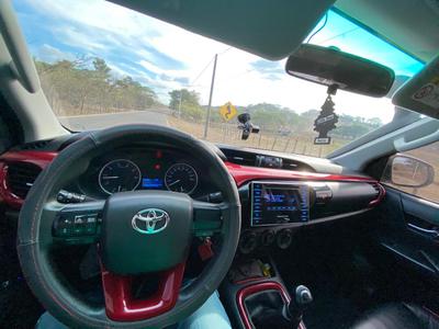 Toyota Hilux • 2016 • 88,000 km