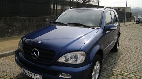 Mercedes-Benz ML 400 • 2002 • 82,000 km