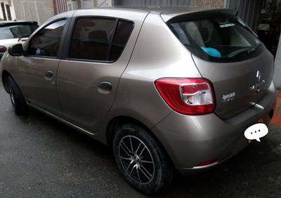 Renault Sandero • 2019 • 2,896 km