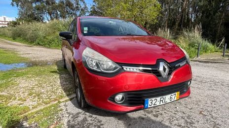 Renault Clio • 2016 • 137,480 km