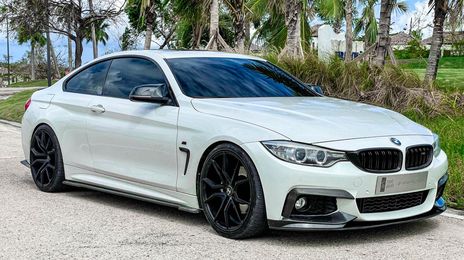BMW M4 • 2014 • 30,000 km