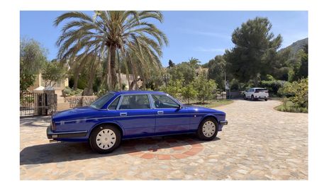 Jaguar XJ6 • 1992 • 245 km