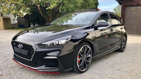Hyundai i30 • 2018 • 69,900 km