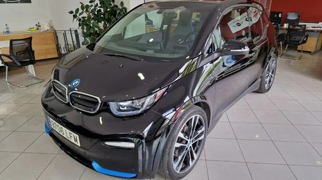 BMW i3 • 2020 • 55,000 km