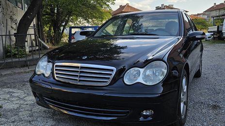 Mercedes-Benz C-Class • 2005 • 174,327 km