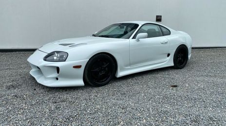 Toyota Supra • 1994 • 120,000 km