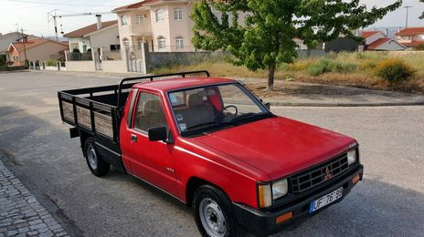 Mitsubishi L200 • 1999 • 250,000 km
