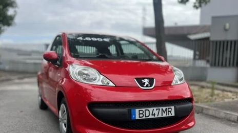Peugeot 107 • 2006 • 145,000 km