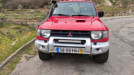 Mitsubishi Pajero • 1998 • 90,000 km