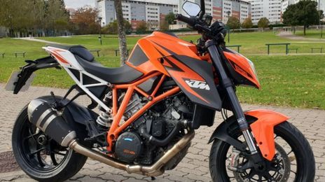 Ktm 950-superenduro-r • 2016 • 35,000 km