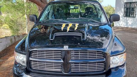 Dodge Ram 50 Pickup • 2004 • 380,000 km