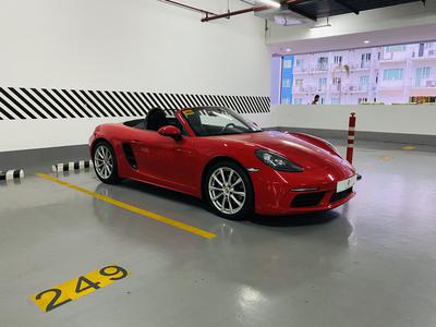 Porsche Boxster • 2018 • 7,000 km