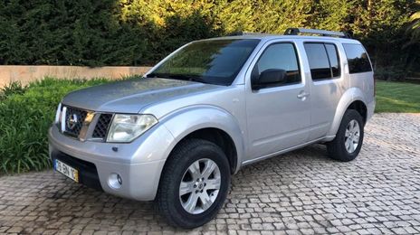 Nissan Pathfinder • 2006 • 326,610 km