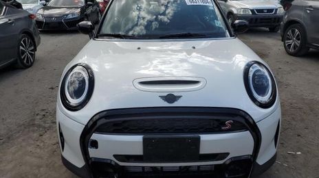 MINI Cooper S • 2024 • 10,000 mi