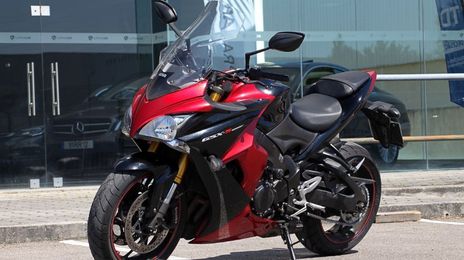 Suzuki gsx - r600 • 1015 • 37,450 km