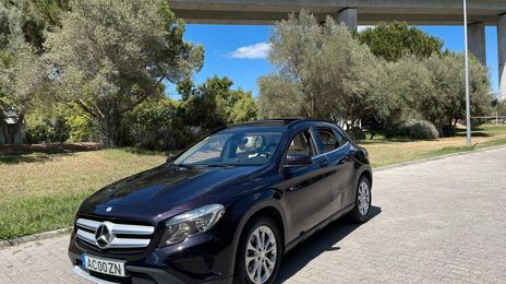 Mercedes-Benz GLA • 2015 • 170,000 km