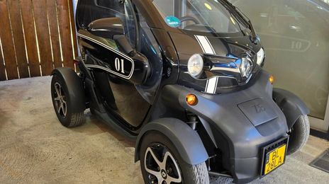 Renault Twingo • 2019 • 19,000 km