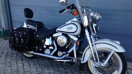Harley Davidson heritage softail classic • 1997 • 33,000 km