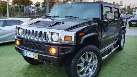 Hummer H2 • 2005 • 94,000 km