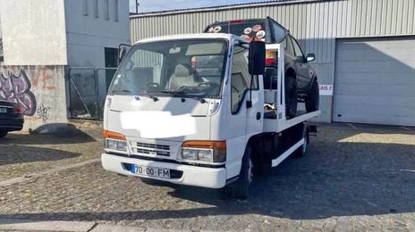 Isuzu D-MAX • 1999 • 187,000 km