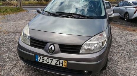 Renault Scénic • 2005 • 79,000 km