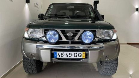Nissan Patrol GR • 2000 • 194,000 km
