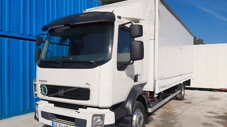 Volvo 240 • 2012 • 400,000 km