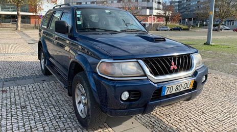 Mitsubishi Pajero Sport • 2000 • 221,000 km