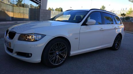 BMW 328i • 2012 • 67,100 km