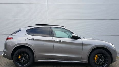 Alfa Romeo Stelvio • 2018 • 27,000 km