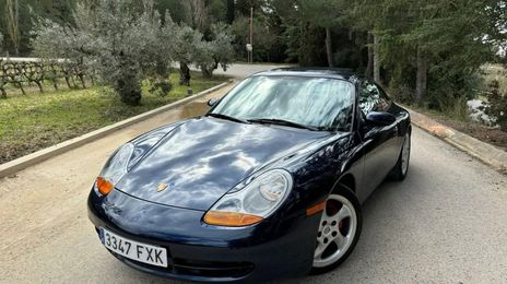 Porsche 911 • 1998 • 240,000 km