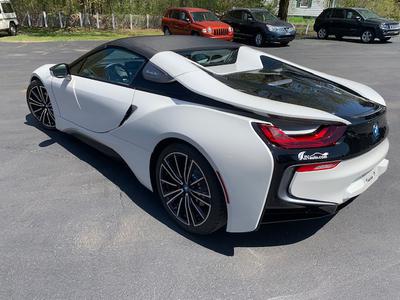 BMW i8 • 2020 • 7 km