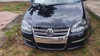 Volkswagen Bora • 2005 • 200,000 km