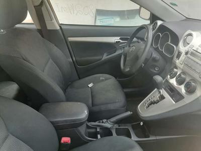 Toyota Matrix • 2010 • 120,000 km