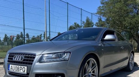Audi A5 • 2010 • 140,000 km