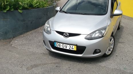 Mazda 2 • 2008 • 13,000 km