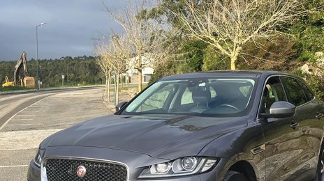 Jaguar F-Pace • 2017 • 168,000 km