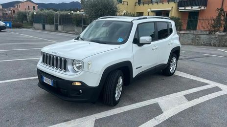 Jeep Renegade • 2018 • 90,000 km
