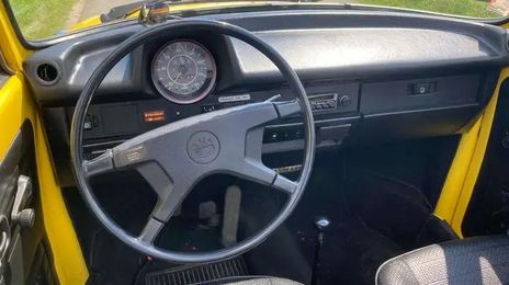 Volkswagen Beetle Convertible • 1975 • 23,000 km