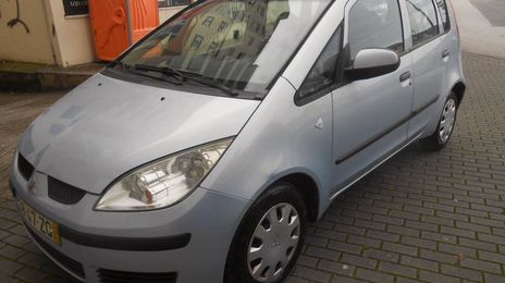 Mitsubishi Colt • 2005 • 180,000 km