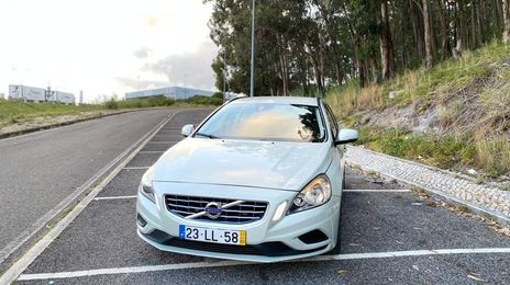 Volvo V60 • 2009 • 129,000 km