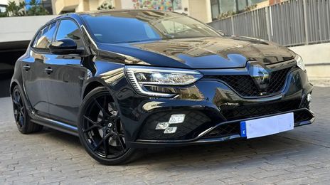 Renault Mégane Coupé • 2023 • 19,800 km